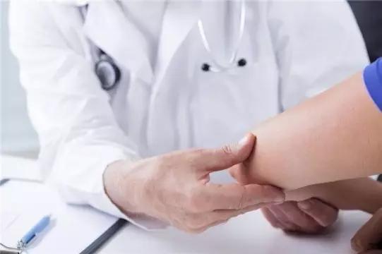 癌症前三年身体的求救信号,癌症前身体有什么反应