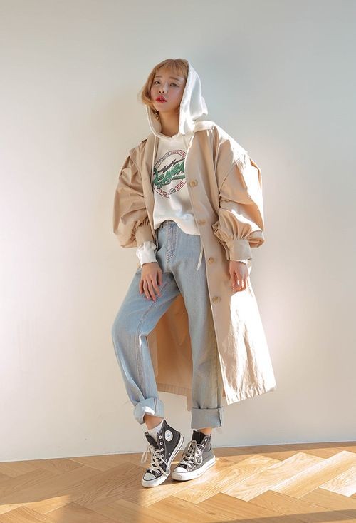 宽松破洞牛仔裤搭黄色高帮匡威,果冻底匡威高帮鞋搭配牛仔裤