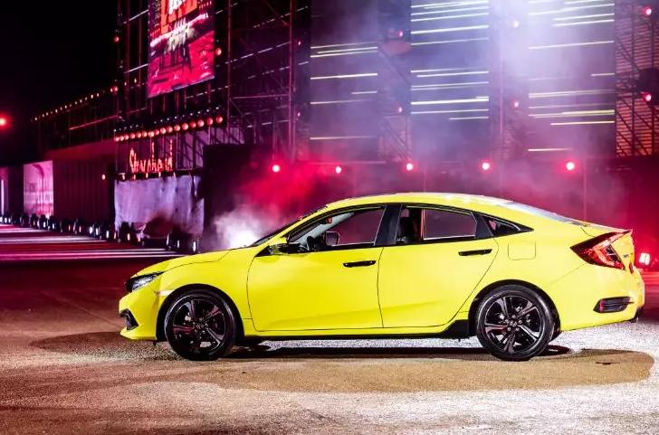 本田思域销量破20万,为什么大家都赞誉思域为神车