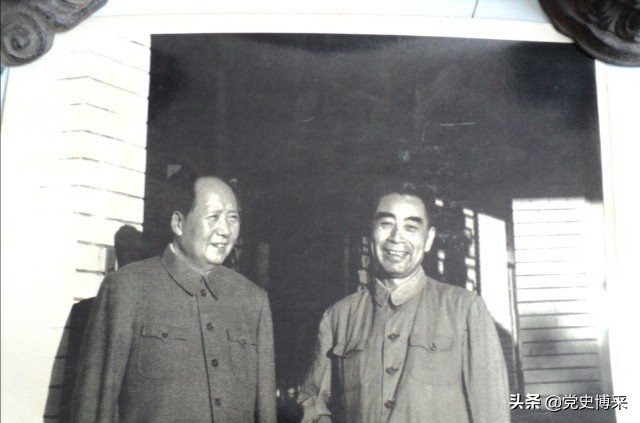 毛*东泽**眼中的周恩来:第一流的组织者和政治家