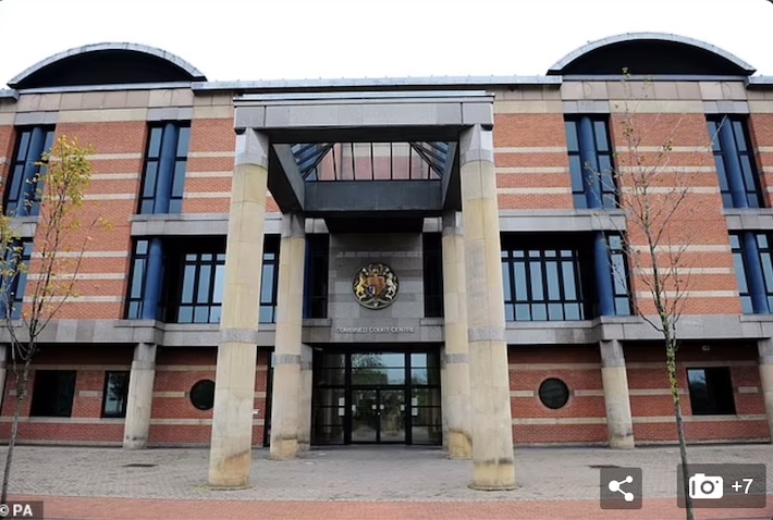 英国女教师侵害14名学生,英国38岁女教师侵害学生