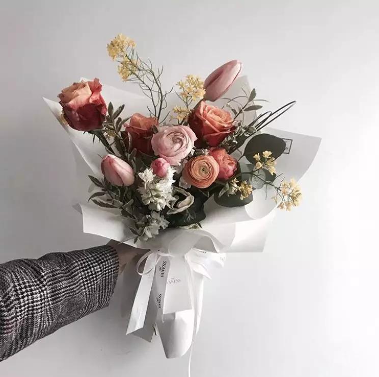 开花店是一件很浪漫的事,开花店真的很累吗