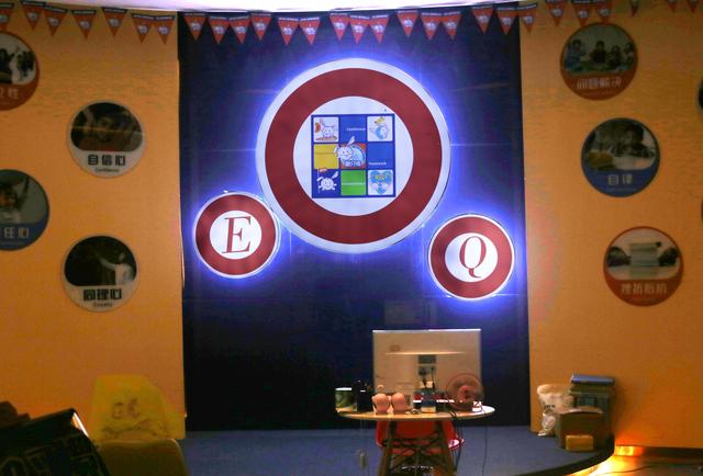 在暴力家庭长大有什么性格缺陷,孩子长期生活在家暴家庭会怎样