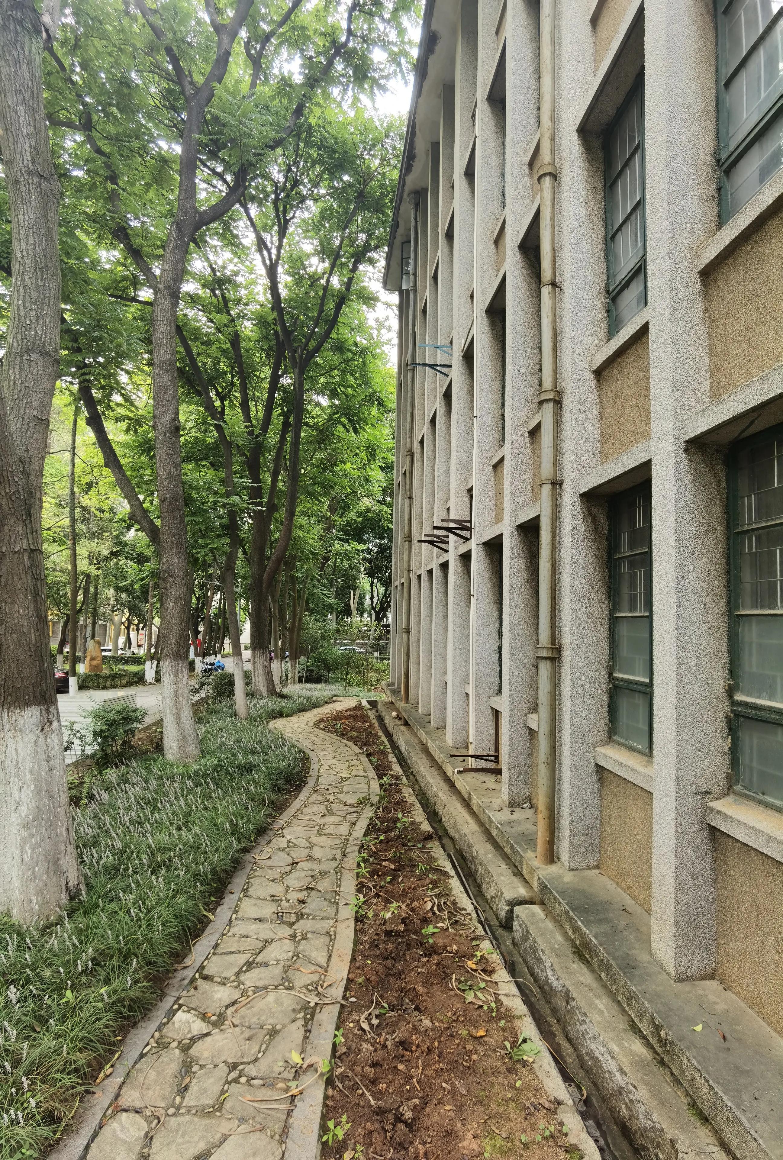 泉州当时为什么留不住华侨大学