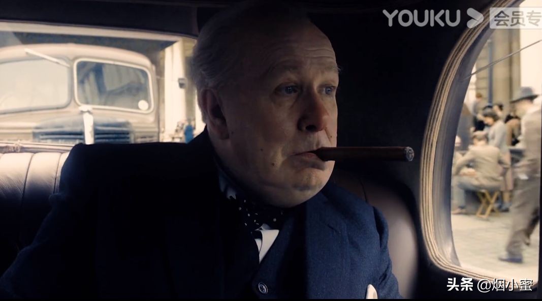 丘吉尔至暗时刻绝不撤退,丘吉尔至暗时刻转折点