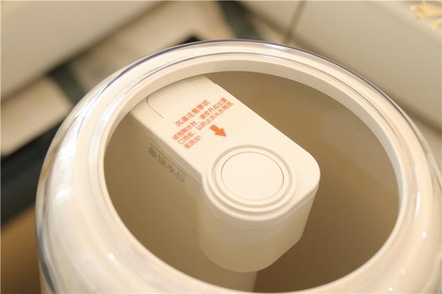 加湿器卧室专用小熊无雾加湿器,加湿功能强大的加湿器测评