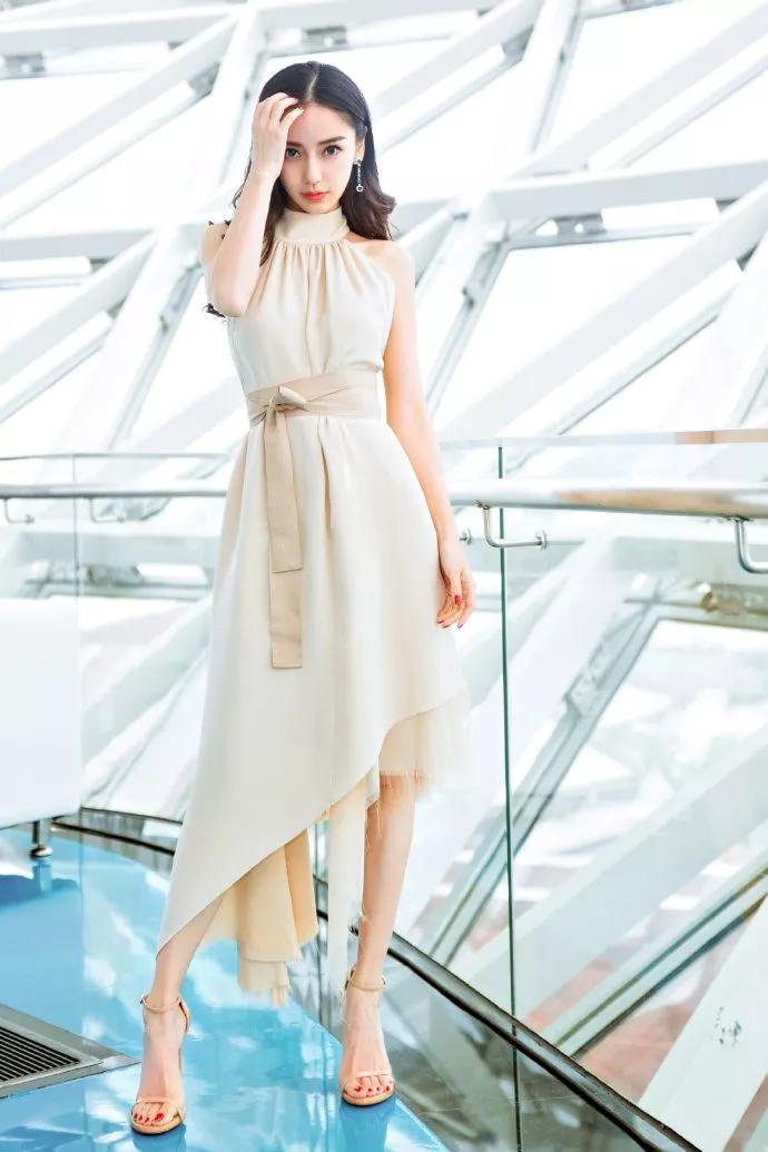 杨颖气质美貌并存,杨颖颜值对比