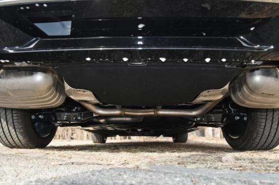 迈腾1.8和2.0发动机的区别,怎样看12年迈腾是1.8还是2.0