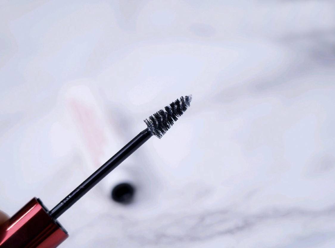 让睫毛变长变美的方法有哪些,怎么做睫毛既浓密又整齐