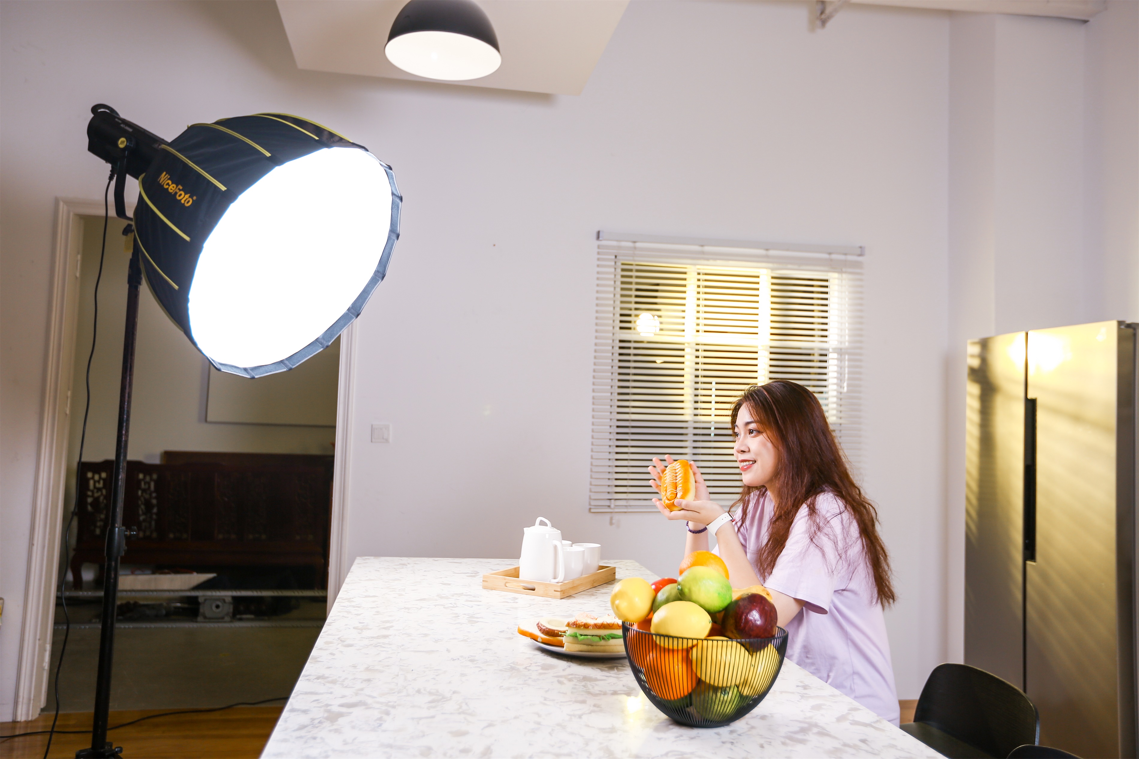 美食直播间布光教程,拍美食短视频需要什么样的灯光