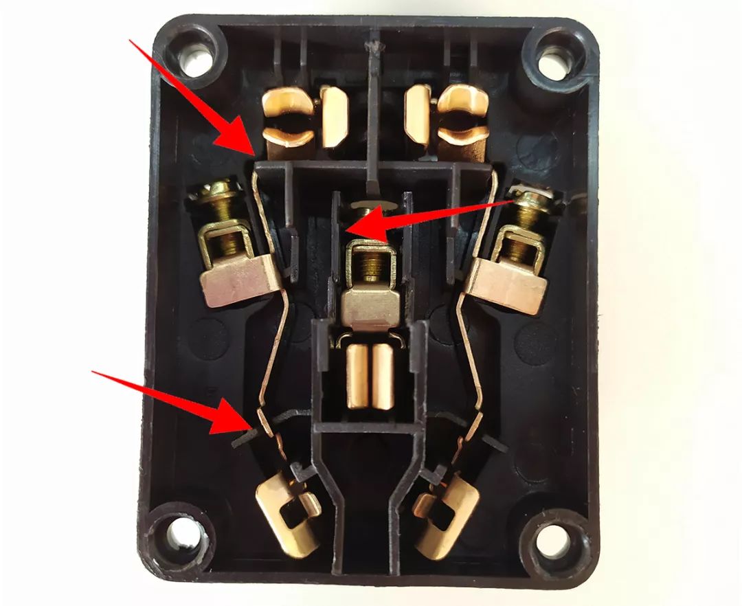 为什么不到10元的插座都是垃圾？