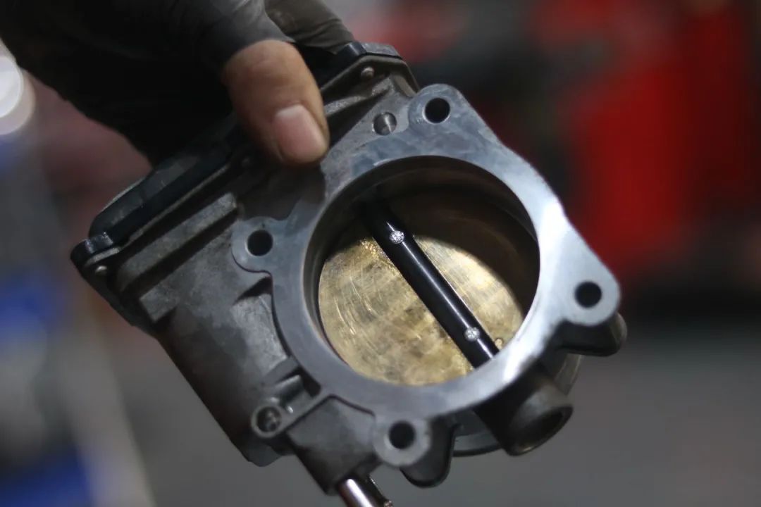 丰田埃尔法底盘全面升级,丰田埃尔法改装的巅峰之作