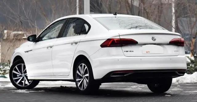 买2021款宝来,买大众宝来全款落地多少钱