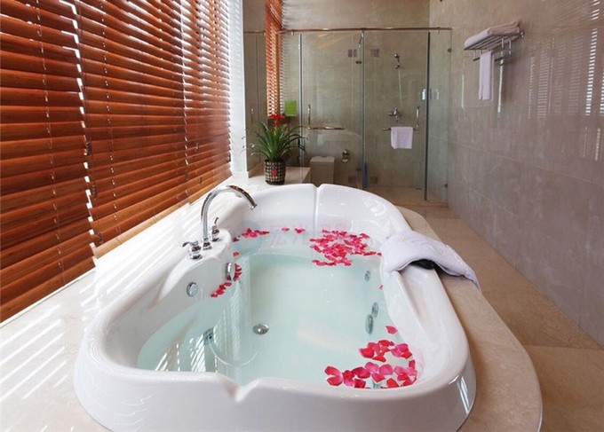 北海涠洲岛带娃住宿,涠洲岛上住宿多少钱