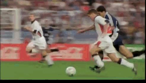 足坛退役最晚的人,足坛现役老将球员排名前十