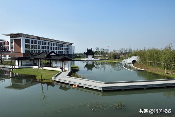 江苏省昆山中学官网,昆山文峰高级中学怎么样