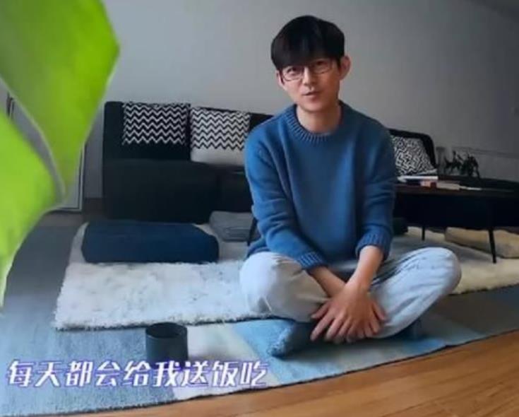 何炅去李维嘉家做客,何炅家视频