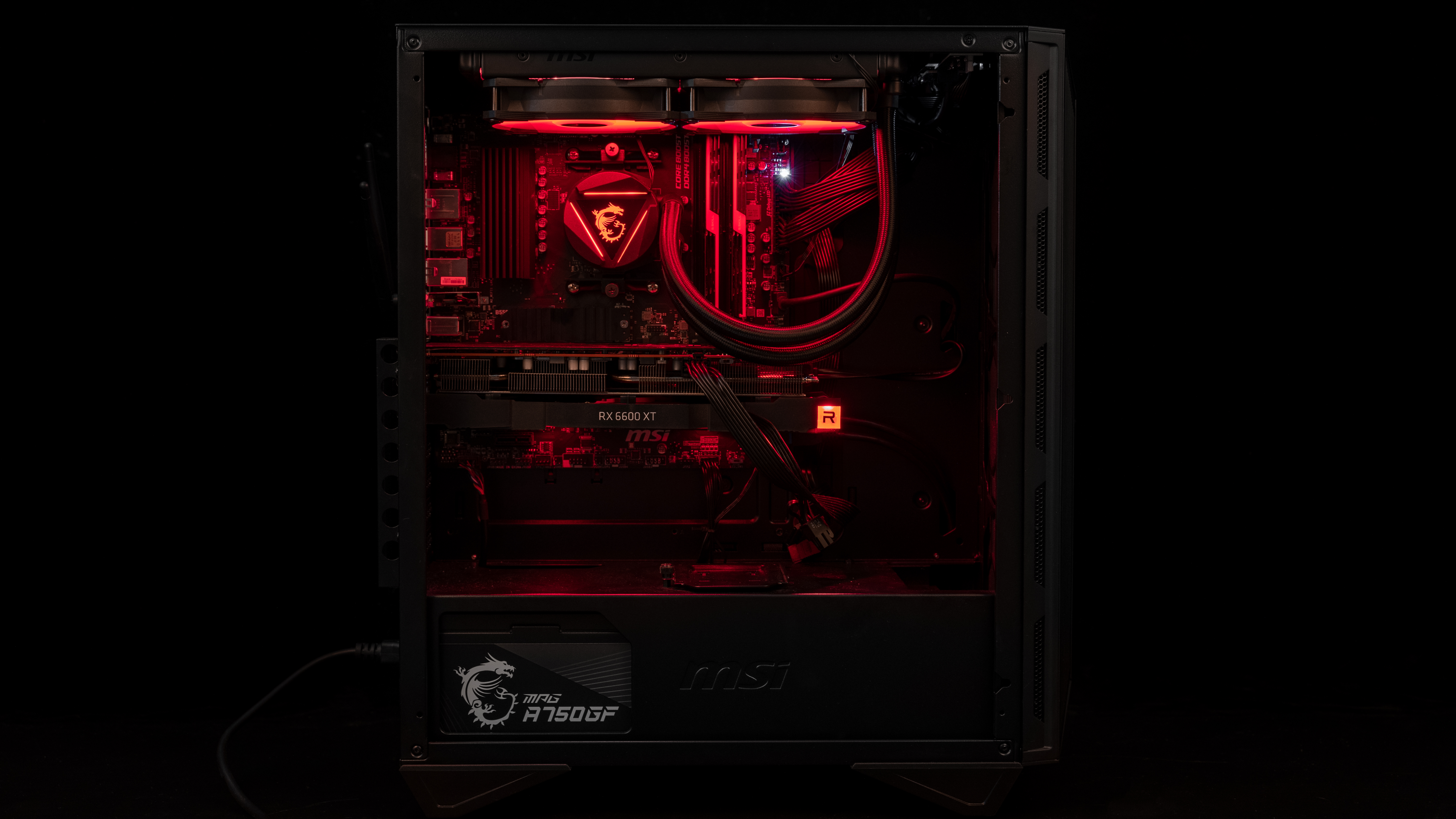 全新AIB厂商？瀚铠RX6600XT合金显卡+宙斯盾Z5开箱快测