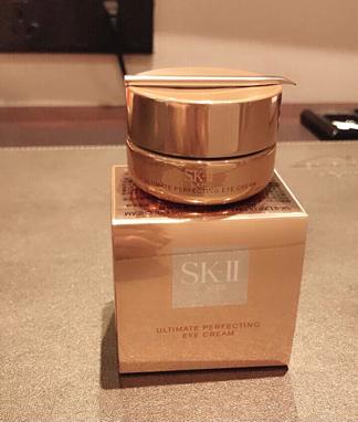 去眼纹眼霜排行榜雅诗兰黛,玉兰油眼霜和雅诗兰黛眼霜哪个好