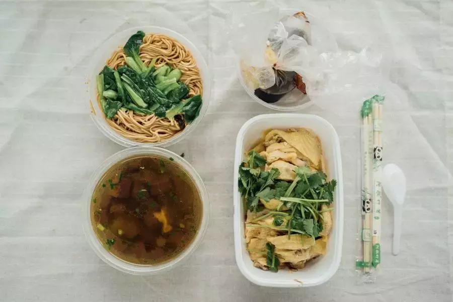 在杨浦区点一顿外卖多少钱,在五角场200块钱可以吃什么