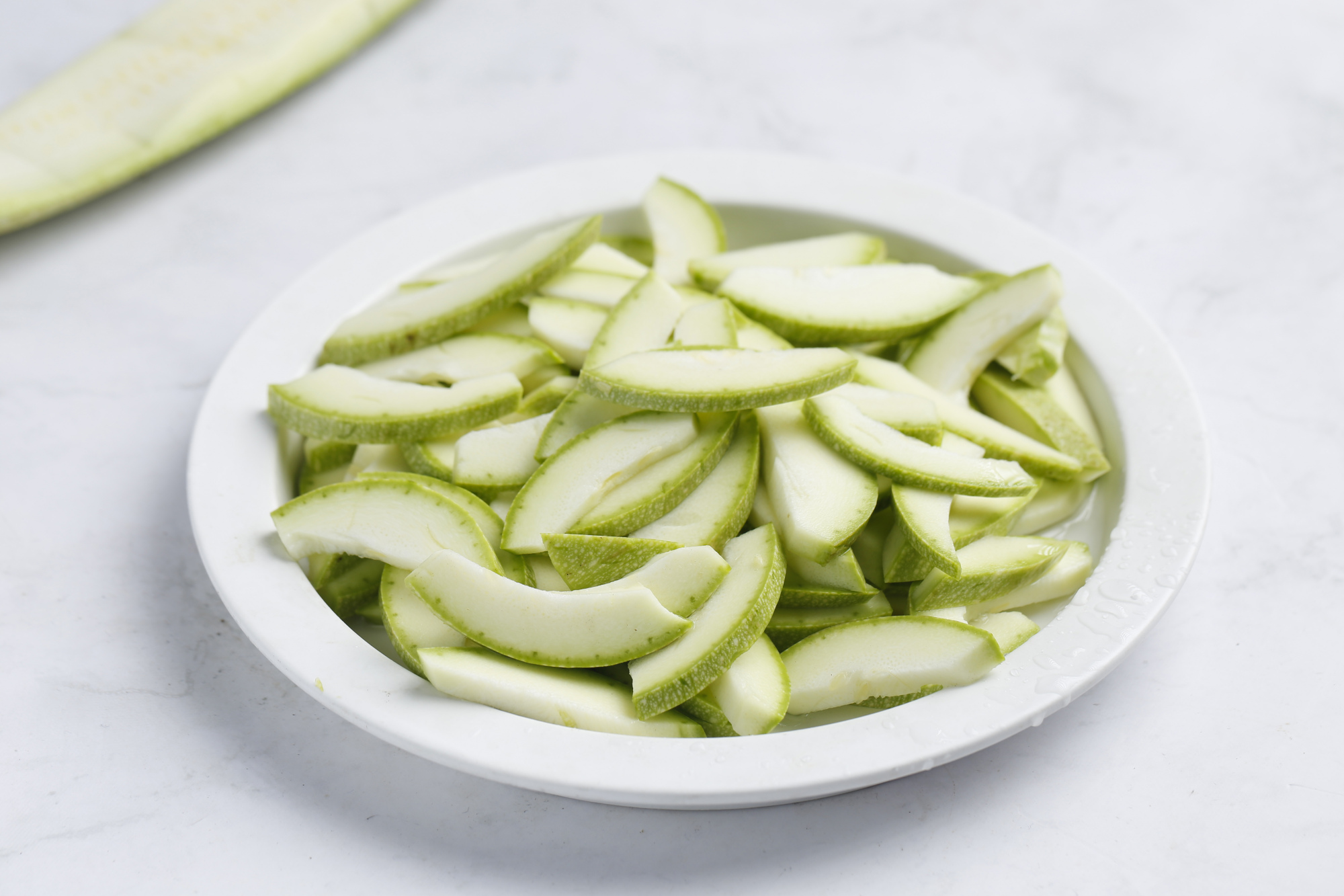 冬天的瓜和啥菜一起炒才好吃,西葫芦瓜怎么做好吃又下饭呢