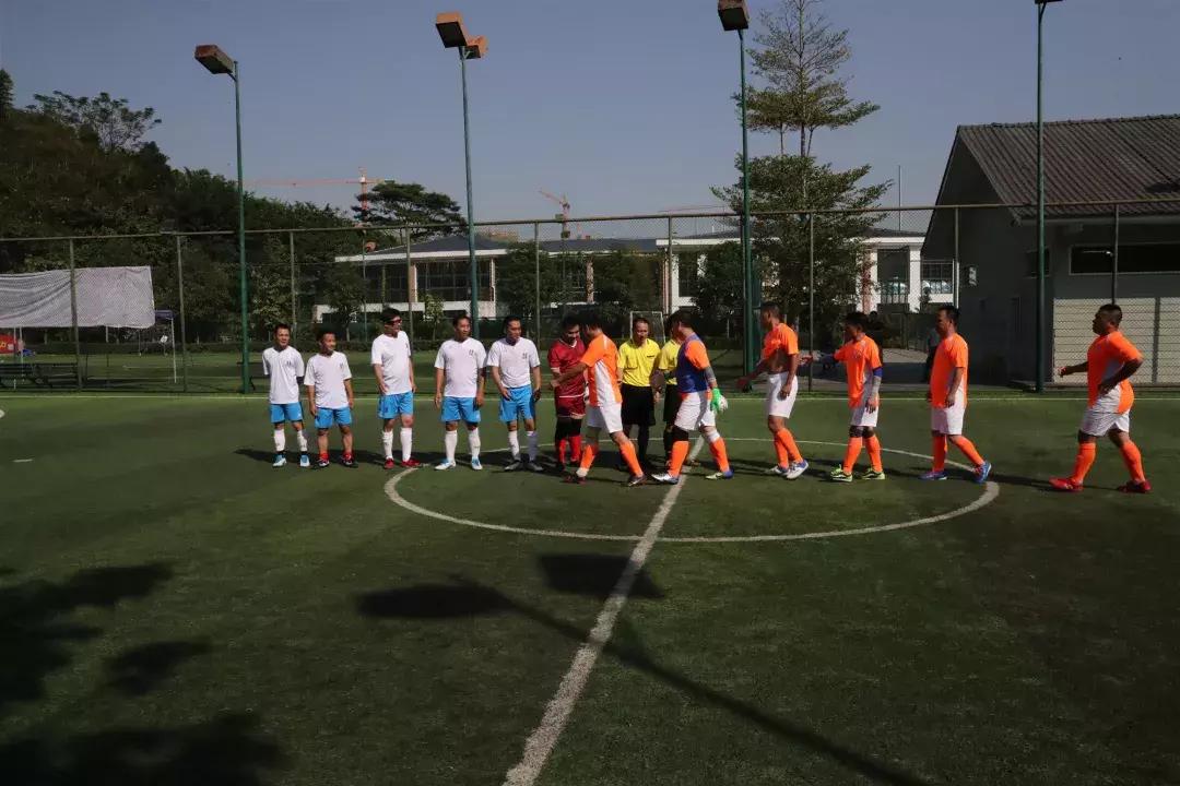 贵港体育馆足球赛直播,贵港市球赛