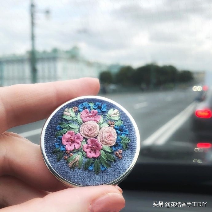 丝带绣教程简单的花,丝带绣教程用裱框吗