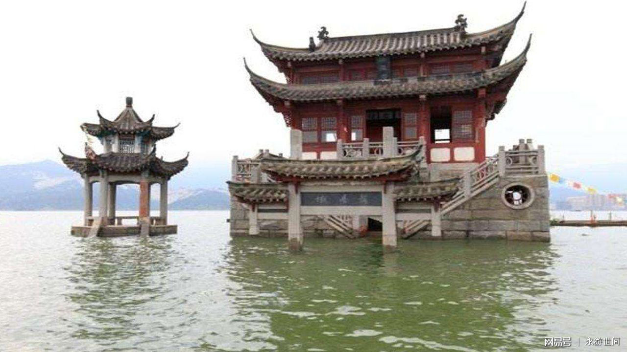 10个惊人的水下建筑,水下神秘建筑