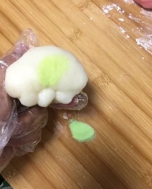 冰皮月饼要加马蹄粉吗窍门,做冰皮月饼技巧