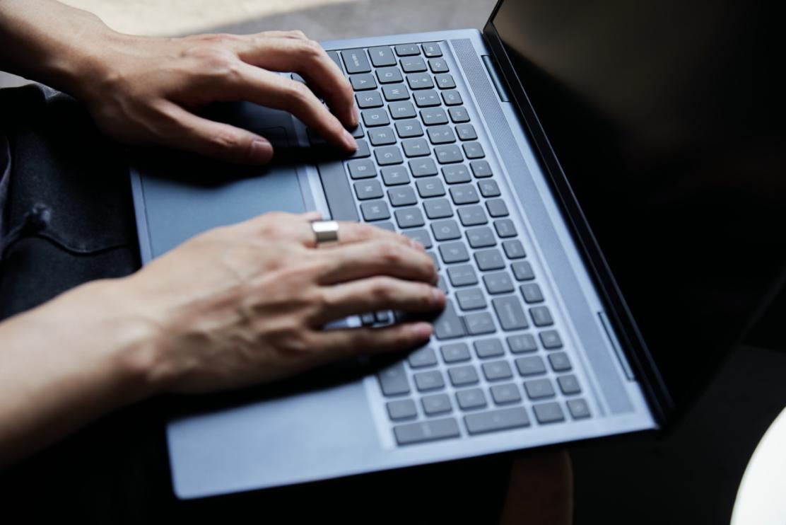 戴尔灵越16plus深度评测,戴尔灵越16plus高性能本和创作本