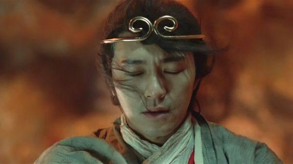 夫妻长期分居，如何维系婚姻关系？这4点很关键，很多人输在第三