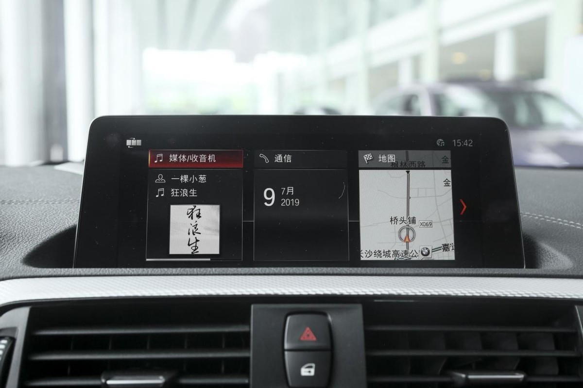 宝马硬顶敞篷车2系最新款,最新款宝马在售4座硬顶敞篷