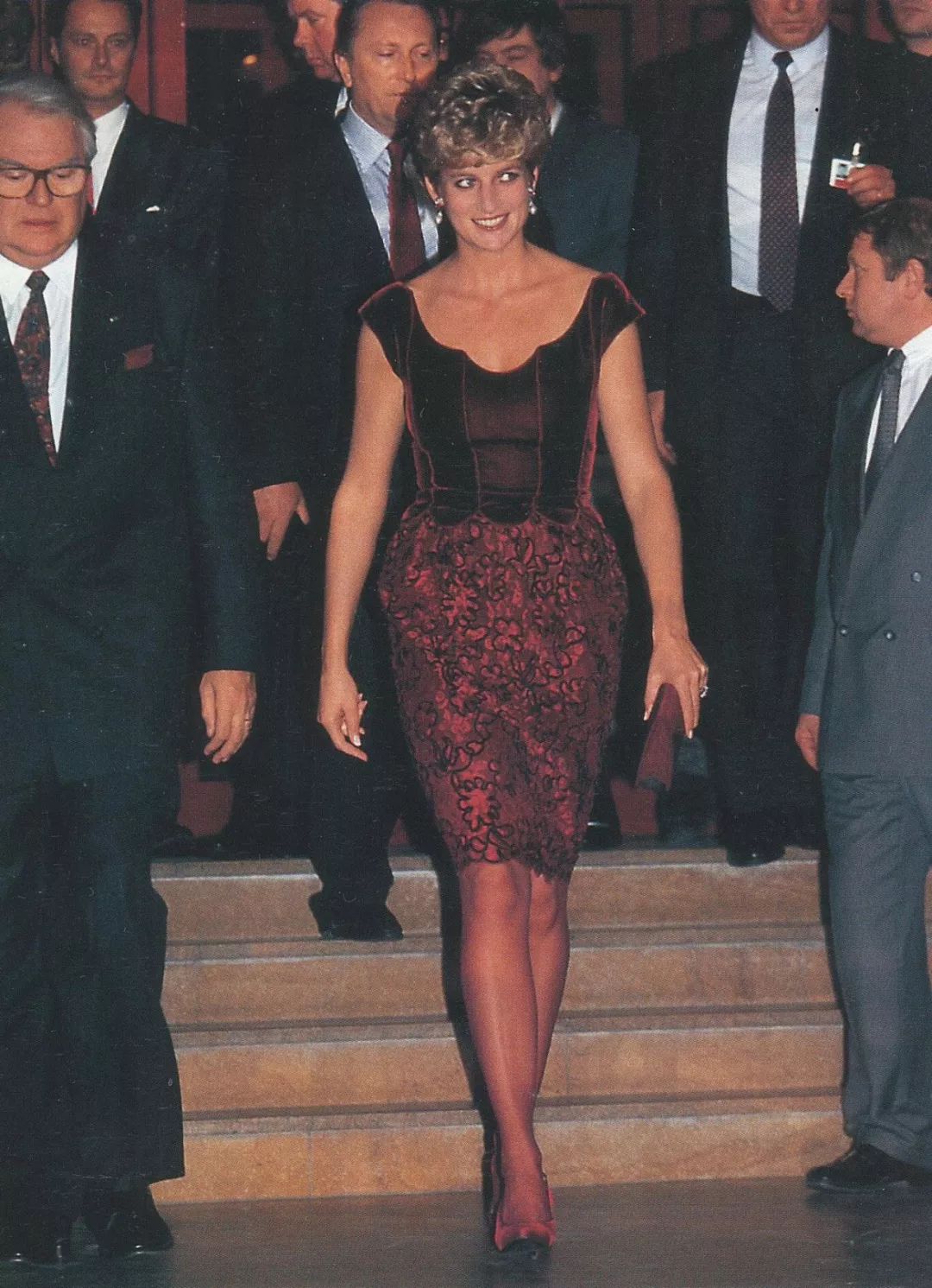 意大利品牌华伦天奴,华伦天奴首席设计师