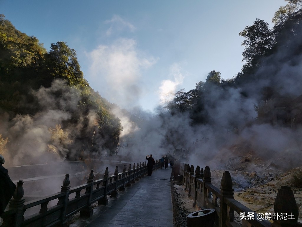 腾冲热海温泉纪念馆视频,腾冲热海景区怀胎井介绍