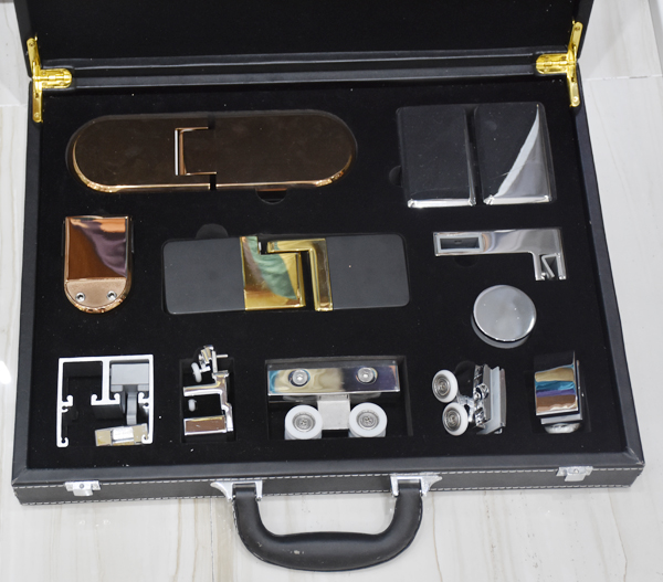 淋浴房装修用什么最好,房子装修选什么板材