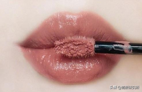 小众美妆品牌口红平价推荐女士,口红推荐平价小众唇釉黄皮橘朵