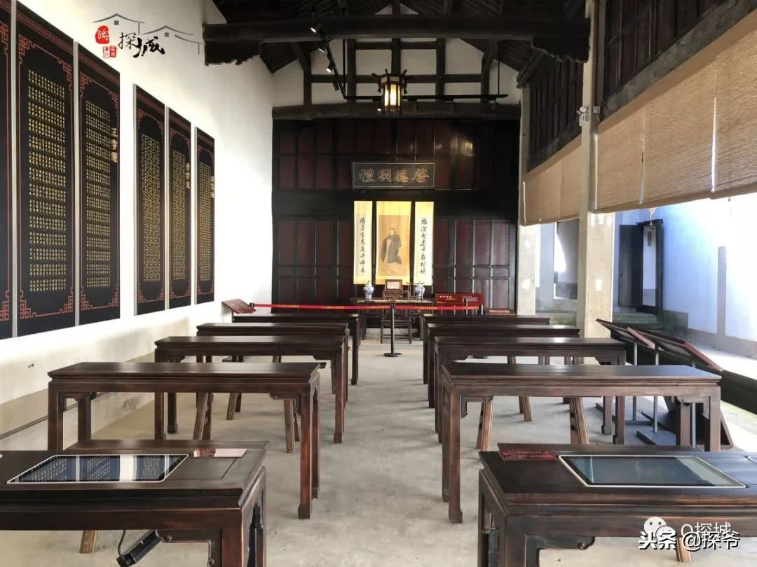 重庆小故宫红墙,重庆魔鬼山城一日游