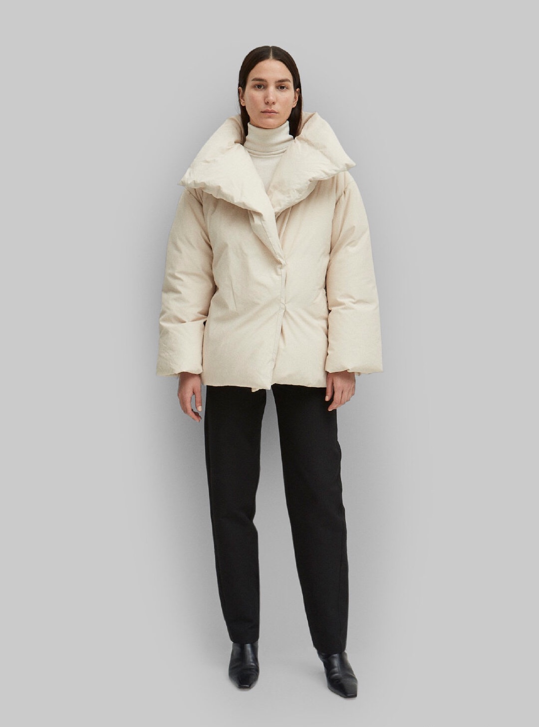 完美通勤穿搭｜18个性冷淡风极简主义品牌