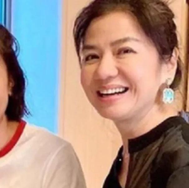 明星整容和不整容老去有什么区别,自然老去和整容明星的对比