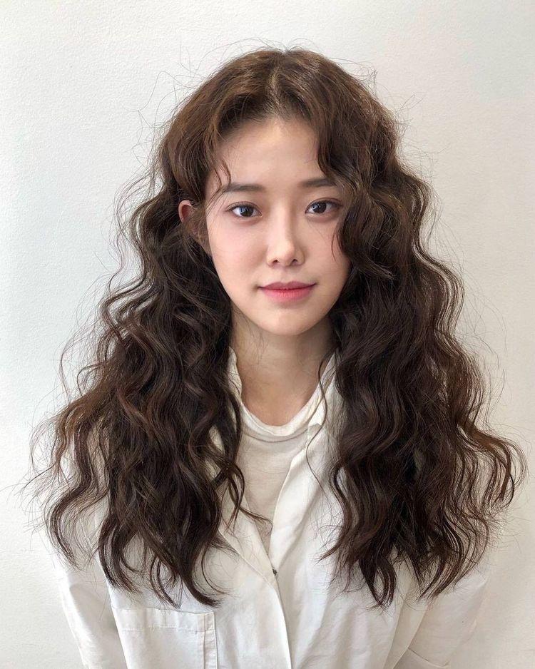 今年最火的烫卷发型,卷发款式推荐排行榜第一