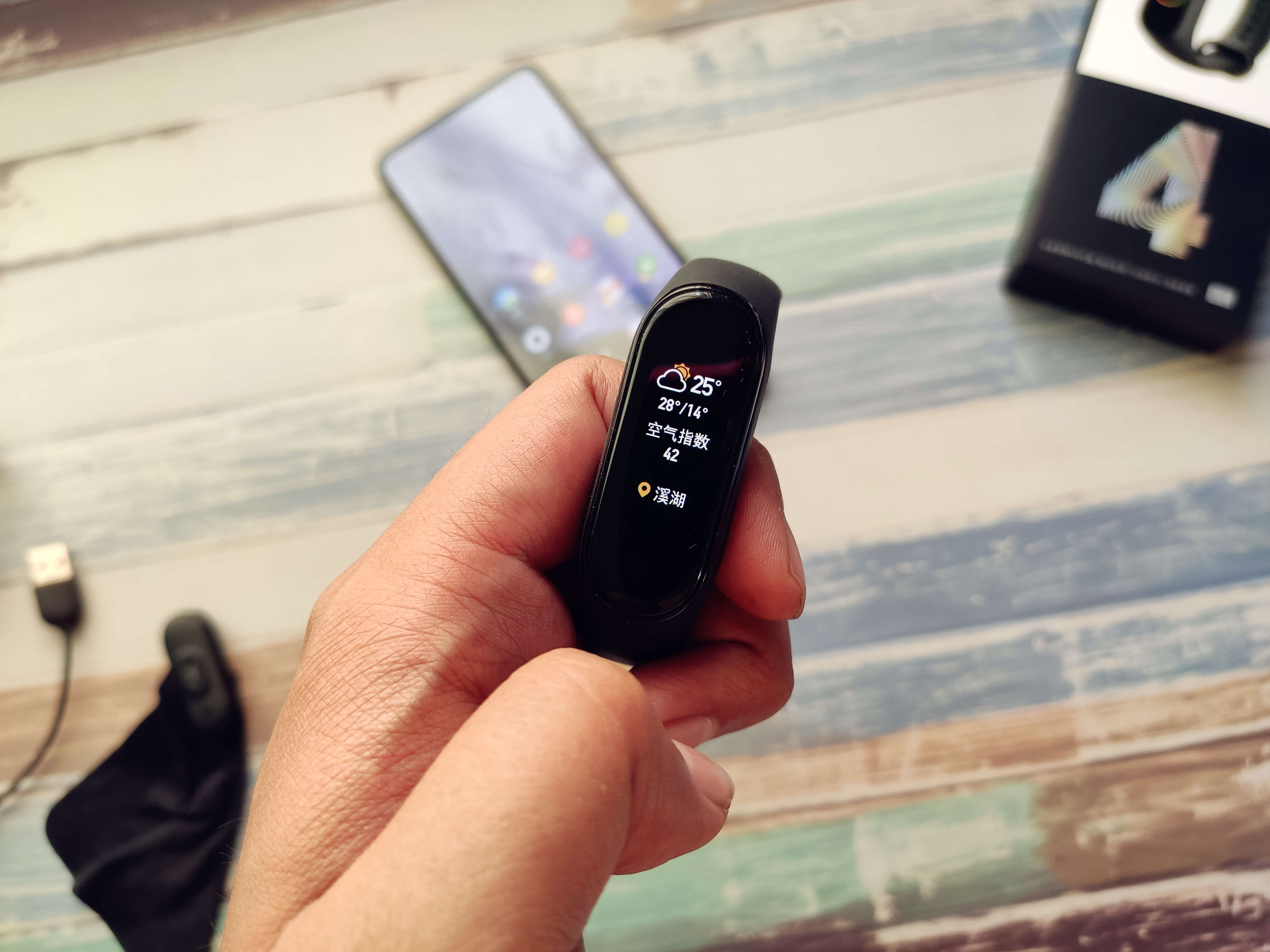 小米手环4普通版有没有nfc,小米手环4nfc版使用说明