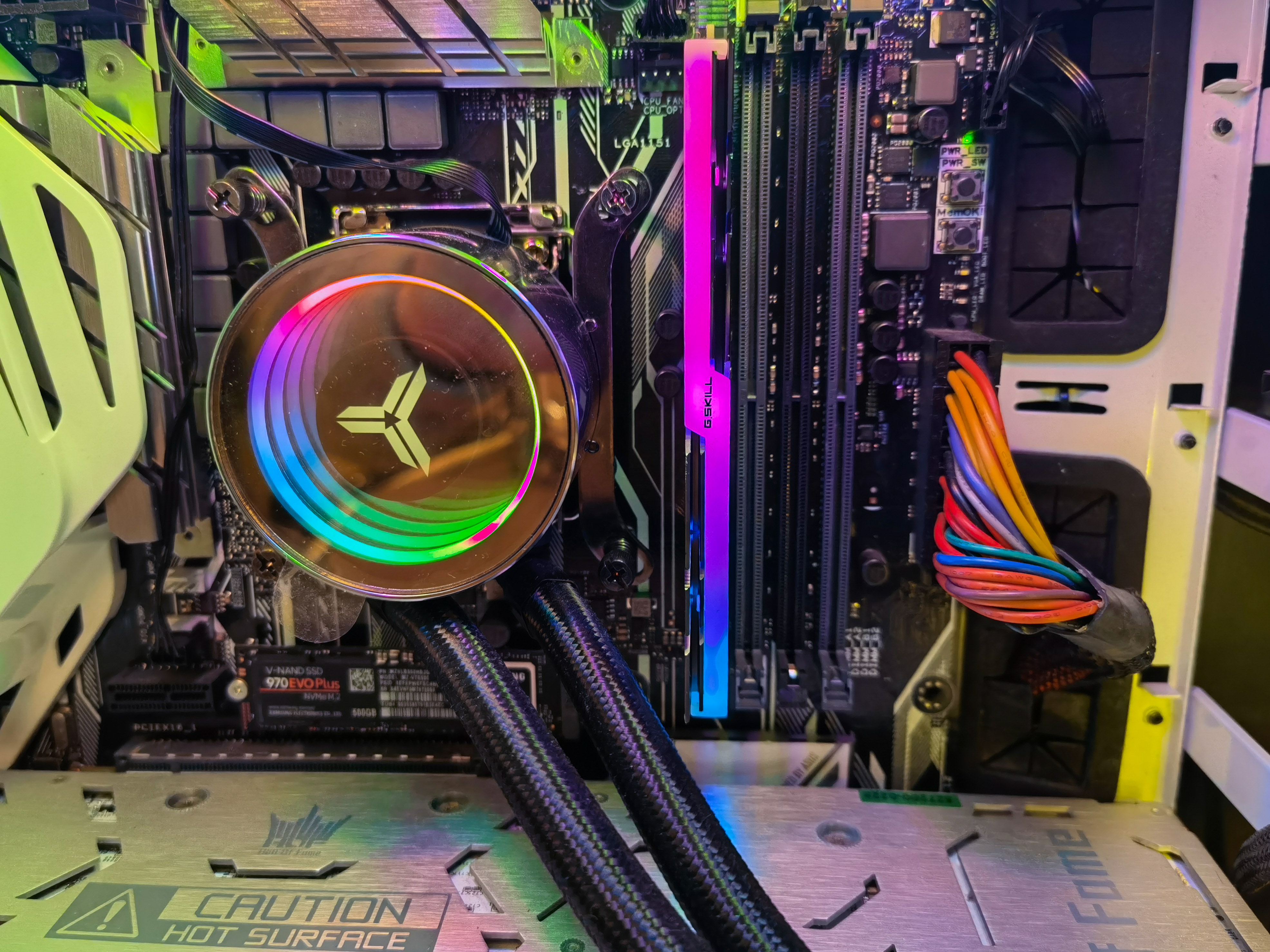 电脑可以组装双通道内存吗,单通道16g和双通道8g1333内存