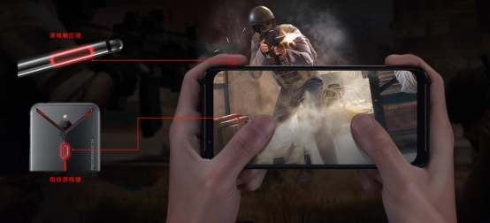 吃鸡极限压枪和平精英教学,和平精英四指进阶打法