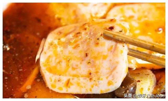 在李佳琦直播间买零食，是个划算的选择吗？