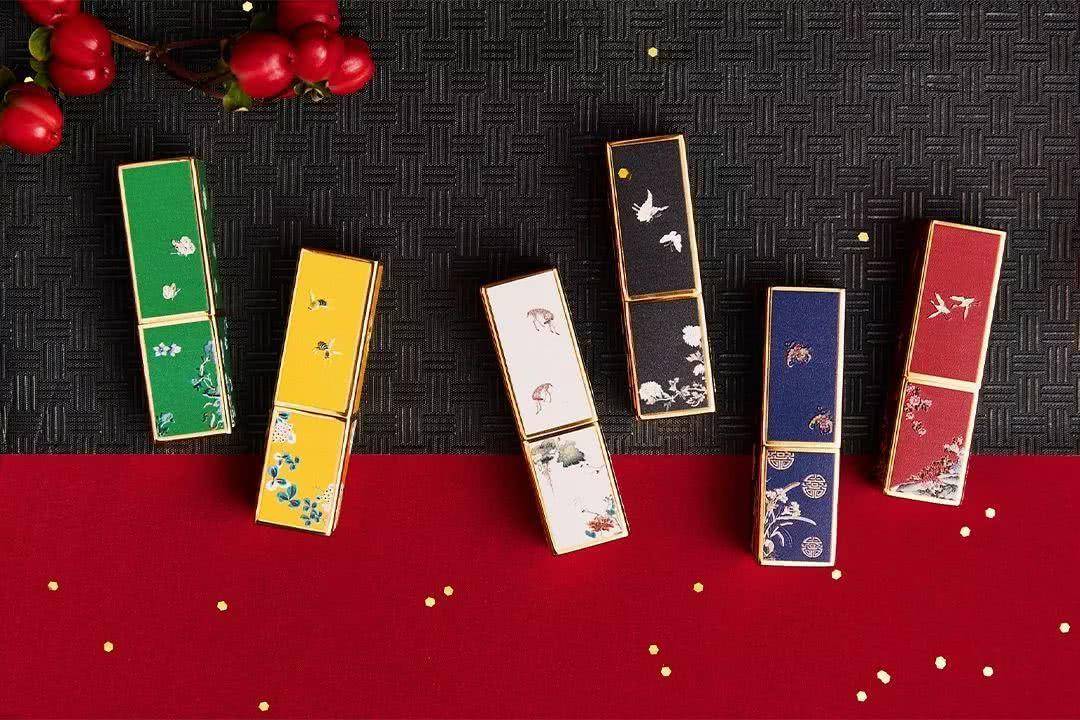 心甘情愿的被“口红经济”套路：口红就是生活的百忧解