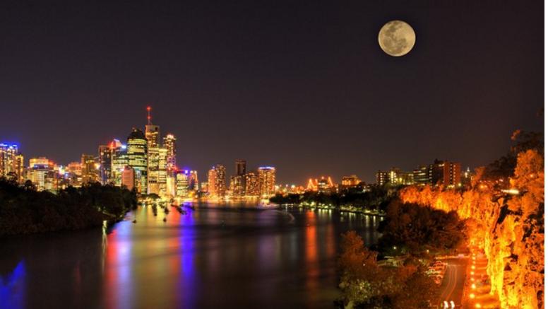 流浪大师的背影,流浪大师背后的故事