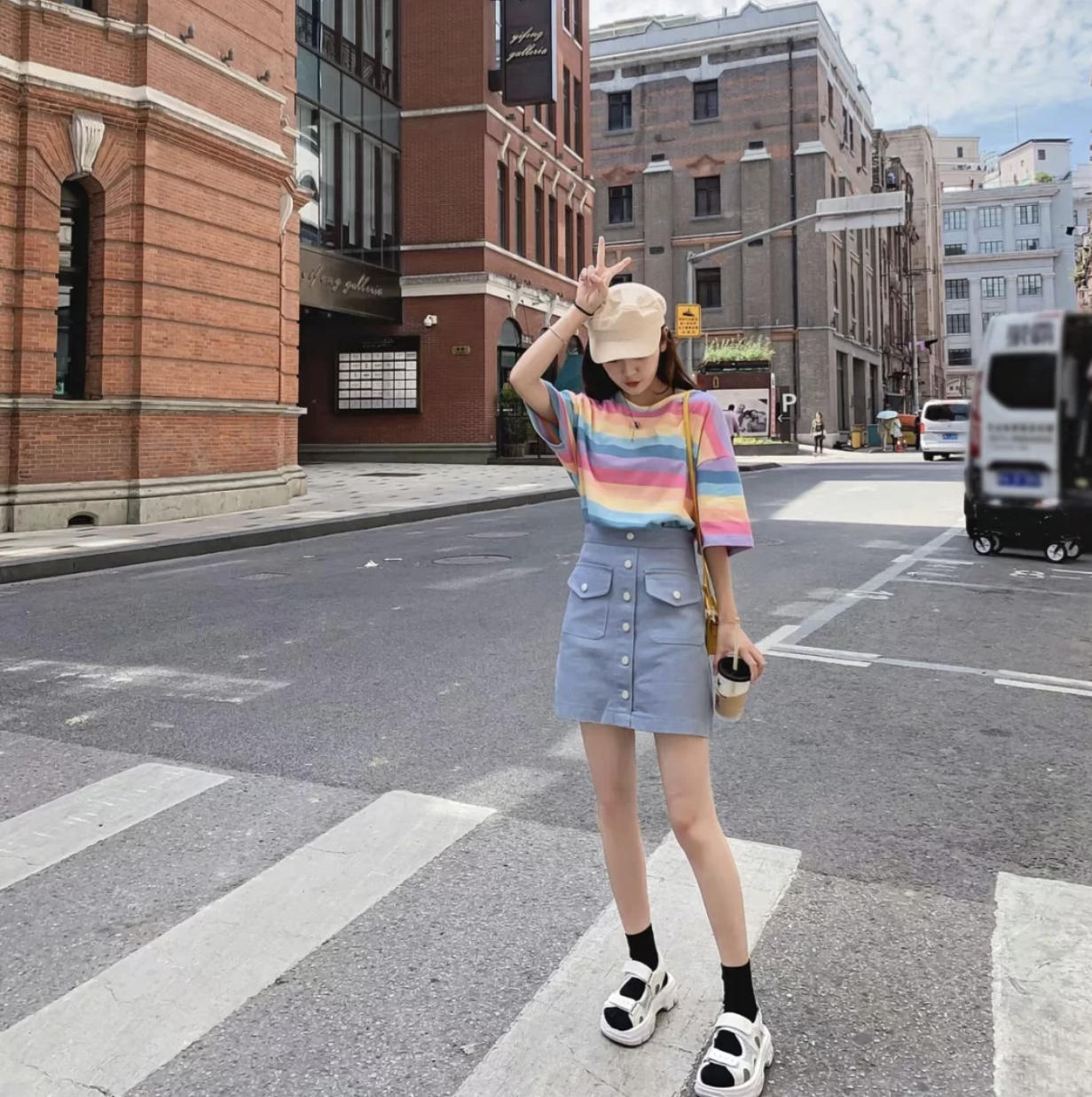 衣服太透、汗水过多,夏季穿衣烦恼多,穿衣小妙招打破穿衣尴尬