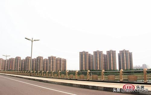 伊滨楼市,伊滨区房价为什么降那么多