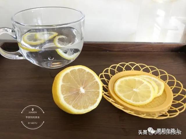 柠檬泡水方法不对,喝再多也没用,这才是正确方法,长知识了