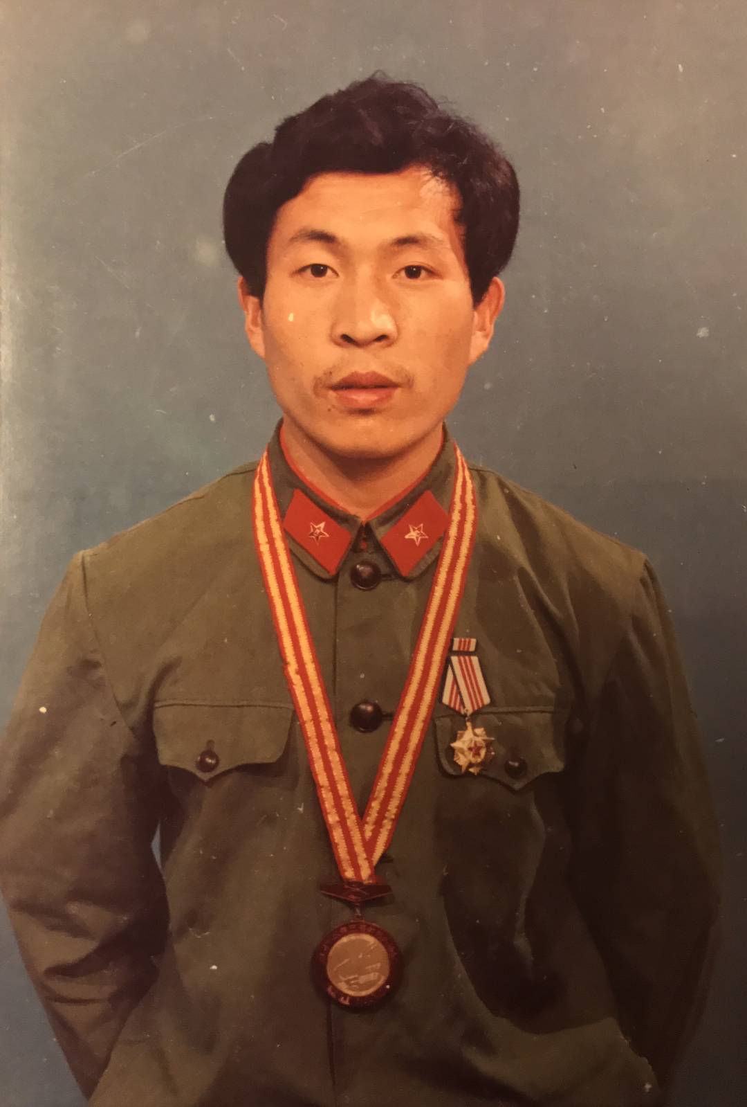 医德双馨的“康复医师”，转业军人张跃山为啥这么“牛”